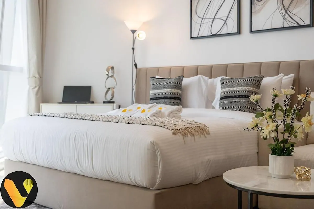 Vogue Business Bay Court Tower, Prime Location, Steps From Business Bay Metro & Jw Marriott Marquis Dubai Appartement 0*,